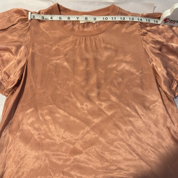 Nation LTD Rose Gold Satin Puff Sleeve Top – Size XS (NWOT) - Picture 3 of 9